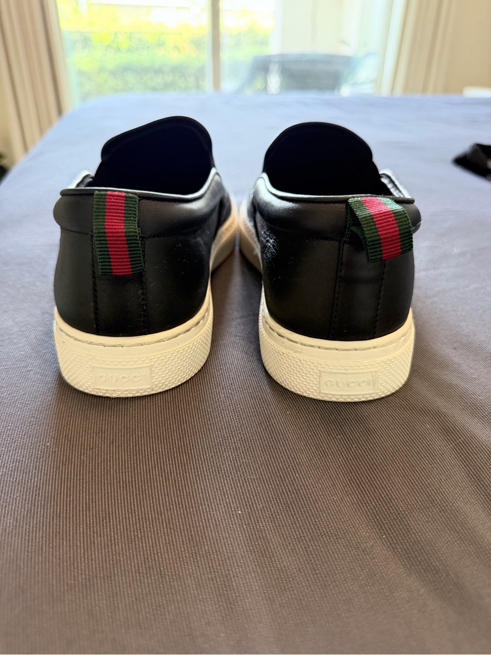 Gucci Black Canvas Slip-On Sneakers with Multicolor Logo - Picture 5 of 7